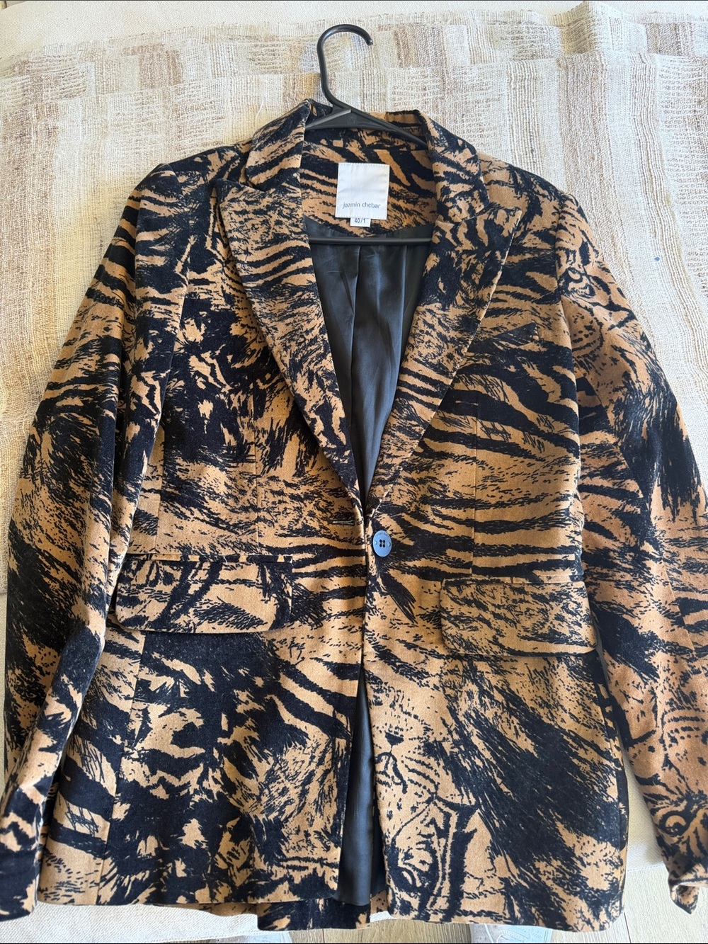 Jazmin Chebar  Black and Tan Abstract-Pattern Blazer
